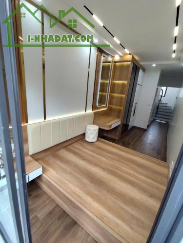 BÁN NHÀ 3 TẦNG, 25M2, NGÕ PHỐ ĐẠI LA, HAI BÀ TRƯNG - GIÁ 5 TỶ X - SỔ ĐỎ CHÍNH CHỦ - 2