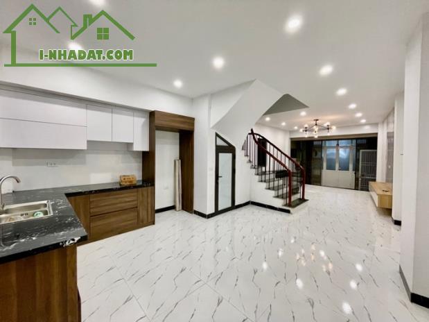 Bán nhà Phạm Văn Đồng, 76m2, phân lô, ô tô, nội thất chủ tặng,  nhỉnh 7tỷ. - 1