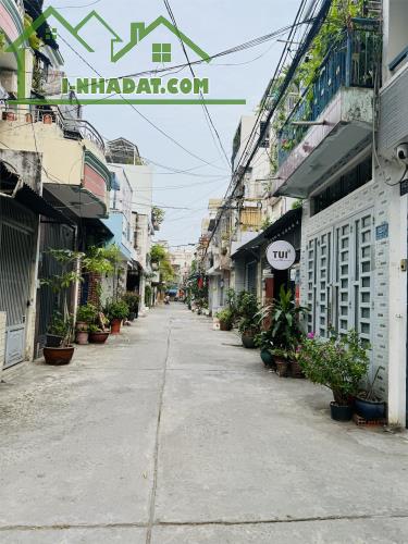 **Bán nhà hẻm Phạm Văn Hai, phường 5, quận Tân Bình; (4*21) - 5 tầng - 4