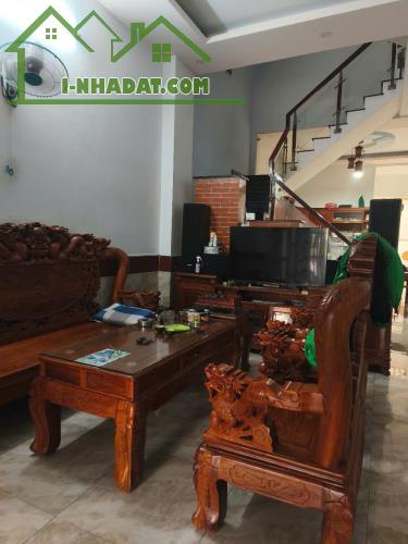 SIÊU HOT! Nhà 3Tầng Đẹp 82m² Hẻm Nhựa 8m, Bùi Văn Ngữ Quận12, Giảm Sốc 250 Triệu, Chỉ 5 Tỷ