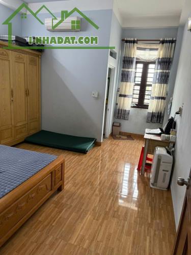 SIÊU HOT! Nhà 3Tầng Đẹp 82m² Hẻm Nhựa 8m, Bùi Văn Ngữ Quận12, Giảm Sốc 250 Triệu, Chỉ 5 Tỷ - 2