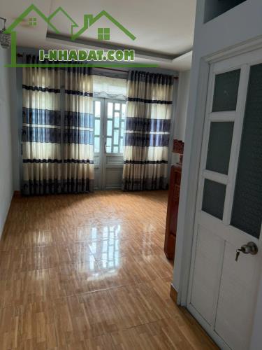 SIÊU HOT! Nhà 3Tầng Đẹp 82m² Hẻm Nhựa 8m, Bùi Văn Ngữ Quận12, Giảm Sốc 250 Triệu, Chỉ 5 Tỷ - 4