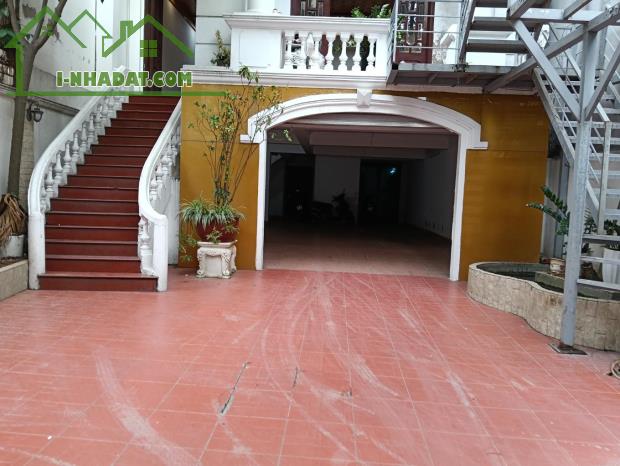 SIÊU PHẨM TRÍCH SÀI - KHÁCH SẠN VỊ TRÍ VÀNG - 20M RA HỒ TÂY - 6 Ô TÔ ĐỂ TRONG NHÀ - 3