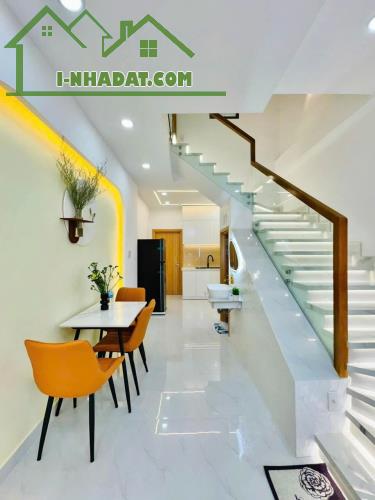 BÁN NHÀ 1 TRỆT 2 LẦU 2TY5 ĐƯỜNG PHAN ĐĂNG LƯU - THỦ DẦU MỘT - 1