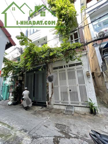 PHƯỜNG 8 TÂN BÌNH - GIÁP TRUNG TÂM Q 10 - HẺM 3.5M THÔNG 958 LẠC LONG QUÂN- 3 TẦNG - 2