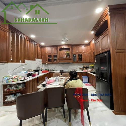 🏠 [ Bán Gấp ] Nhà Phố Quận 2 _ Hẻm Xe Hơi _ Liền Kề Lê Văn Thịnh _ 75 m2 Đất_ Không Qui H - 4