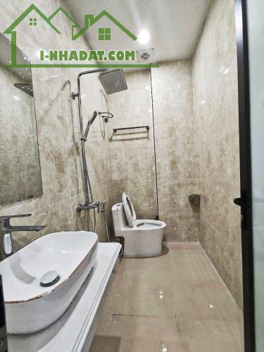 Bán nhà 4 tầng lô góc độc lập ngõ 633 Thiên Lôi - 3