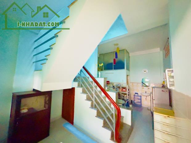 Bán nhà HXH Trần Khắc Chân P.Tân Định Q.1 3 tầng 60m2 Giá 11.6 tỷ - 3
