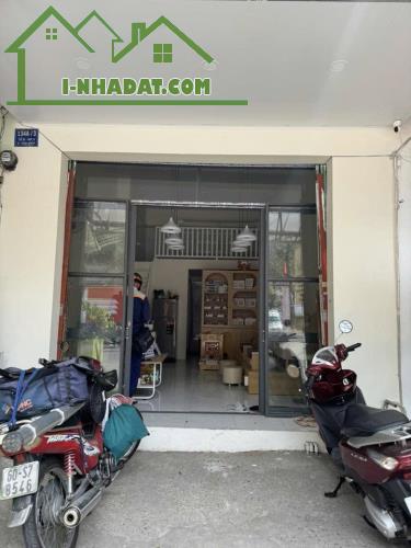 Chính chủ cần sang mặt bằng gần sân banh Đồng Nai phường Tân Hiệp - 2