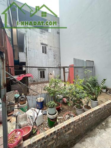 BÁN ĐẤT NGUYỄN KHOÁI, Ô TÔ TRÁNH 20M XÂY 5 TẦNG THANG MÁY, 43M2 GIÁ 5,95 TỶ