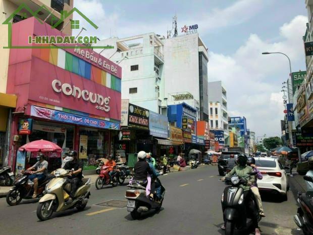Bán nhà MTKD Tân Hương ( ngay Chợ khu tiệm vàng ) DT : 4x19.5m - 1 lầu - Giá : 15.5 tỷ TL - 1