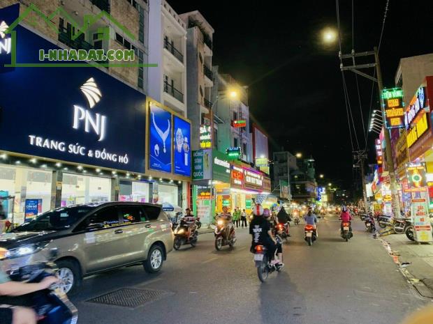 Bán nhà MTKD Tân Hương ( ngay Chợ khu tiệm vàng ) DT : 4x19.5m - 1 lầu - Giá : 15.5 tỷ TL - 2