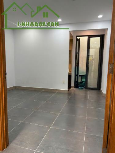 Nhà Mới 5 Tầng Cách Nặt Tiền 15M Hẻm Thẳng Xe Hơi Sổ Vuông 48m2 Gía 8,25 Tỷ Thương Lượng - 1