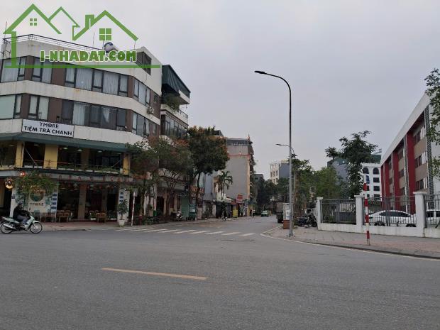 TUYỆT PHẨM PHỐ CỔ LINH – ĐẤT NỞ HẬU, PHONG THỦY VƯỢNG PHÁT – GẦN AEON, HỒ ĐIỀU HÒA – CHỈ 8 - 2