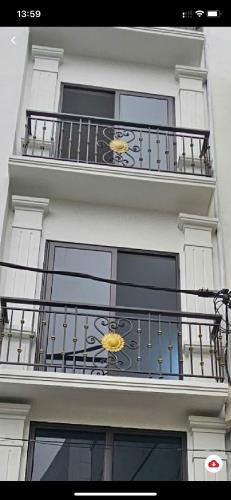 Bán nhà riêng, hàng xóm Vin Tây Mỗ , mặt tiền rộng thoáng trước sau,nhỉnh 4 tỷ