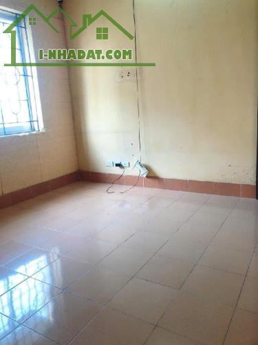 Siêu hiếm chung cư Đồng Tàu chỉ 7 Triệu, 2 ngủ, Full đồ, ưu tiên hộ gia đình thuê - 1