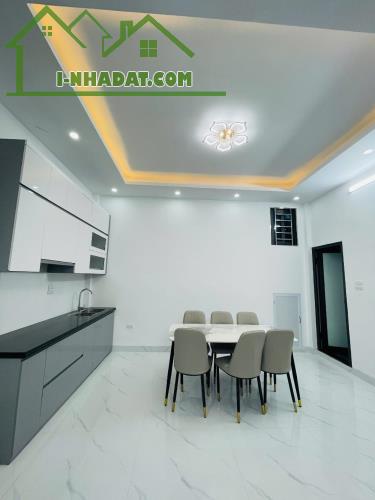 CỰC PHẨM- GẦN PHỐ CỔ- NHÀ MỚI LONG LANH- FULL NỘI THẤT- PHỐ HUẾ-65m - 13tỷ 9