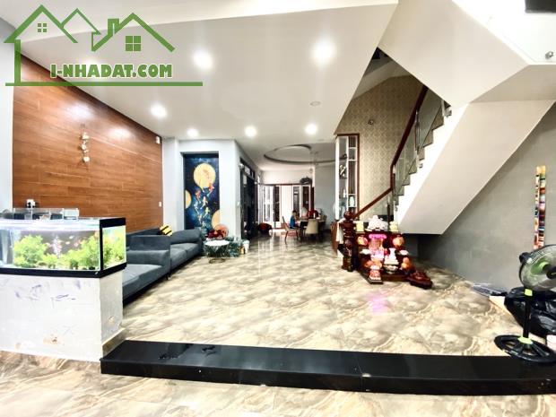 nhà đẹp mới xây dọn vào ở ngay gần eaon tân phú 4tầng, ngang 6,5m*20m đường nhựa 8m thông - 2