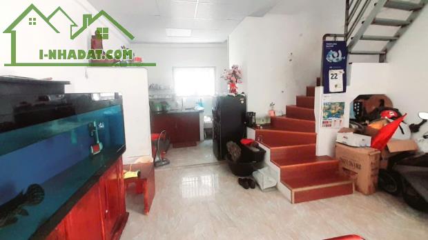 Rè  Quá, Nhà Mặt Tiền Q2, DT 77m2, Ngang Khủng 8m, Hẻm Xe Hơi, Giá chỉ 9.6ty - 1