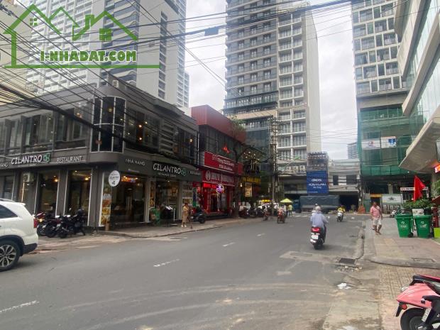 Bán đất vip đường Trần Quang Khải Lộc thọ nha trang, dt 250m2 gia  220 tr/ m2 (55ty)
lh