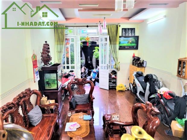 9 TỶ TL - NHÀ Ở PHÚ NHUẬN - SÁT MẶT TIỀN - HẺM THÔNG THOÁNG - DT 75m2 4 TẦNG -KO CÓ CĂN T2