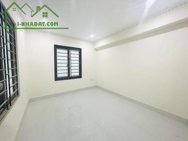 RẺ NHẤT THÁI THỊNH ĐỐNG ĐA 7.8 TỶ 51M NGÕ NÔNG VÀI BƯỚC RA MP THÁI THỊNH, CHỈ VIỆC XÁCH - 2