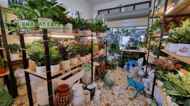 Duy nhất 1 căn  Xã  Đàn  cực  rẻ  kinh  doanh  dỉnh  60m, 5 tầng  10 tỷ