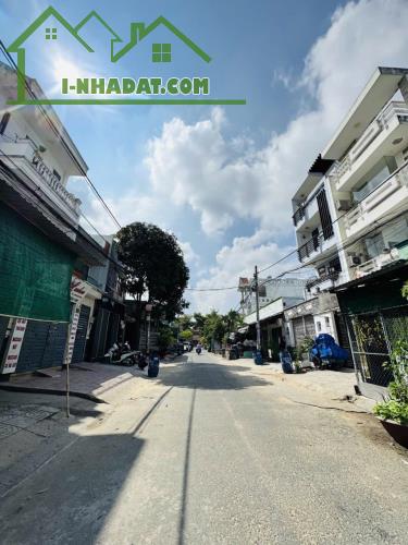 Bình Tân, Mặt tiền KD, Nhà đẹp 3 tầng, 100m2, ngang 5m, giá rẻ. - 4