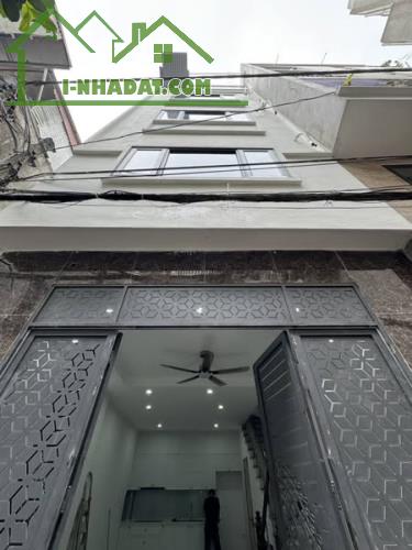 🏡 Nhà mới Nguyễn Văn Cừ, Long Biên, 37m2 x 5 tầng, Dân xây, Ô tô, Lô góc, Ở ngay, 6 tỷ 2