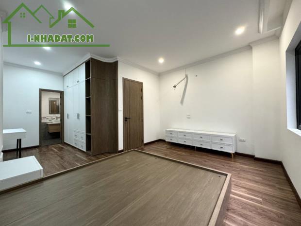 🏡 Nhà mới Nguyễn Văn Cừ, Long Biên, 37m2 x 5 tầng, Dân xây, Ô tô, Lô góc, Ở ngay, 6 tỷ 2 - 2