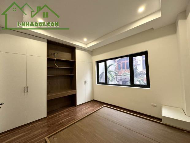 🏡 Nhà mới Nguyễn Văn Cừ, Long Biên, 37m2 x 5 tầng, Dân xây, Ô tô, Lô góc, Ở ngay, 6 tỷ 2 - 10