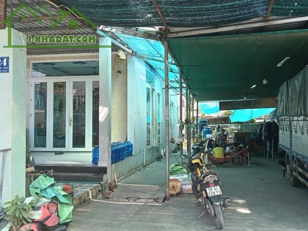 Bán đất tặng nhà, mặt tiền 20m cực đẹp – chỉ 12.X tỷ cho 496m²