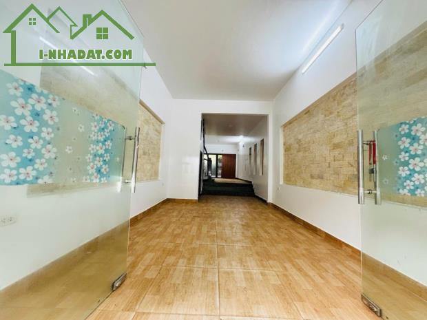 🏆 PHÂN LÔ QUÂN ĐỘI - VIEW BẢO TÀNG - GARA - Ô TÔ TRÁNH - 60M² - CẦU GIẤY - CHỈ 18 TỶ 🏆 - 3