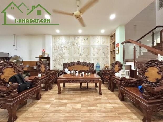 **Bán nhà mặt tiền Trần Mai Ninh ** p12 -Tân Bình - 167 m2 - 17,5 tỷ - 1