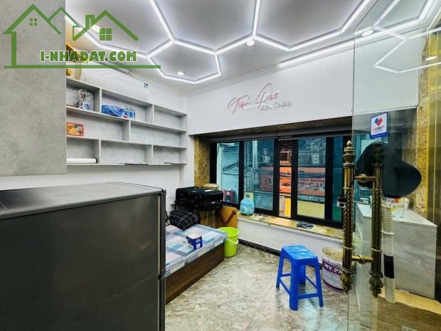 NHÀ VỊ TRÍ ĐẸP -  GIÁ TỐT Cần Bán TOÀ NHÀ CHDV LÔ GÓC tại quận Cầu Giấy, TP Hà Nội - 1