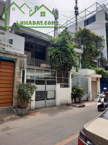 Bán nhà mặt tiền Nguyễn Cửu Vân, P.17, Gò Vấp: 4,53 x 26, giá 24 tỷ.