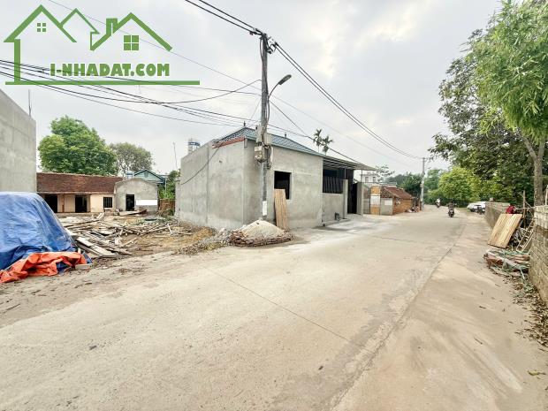 Lô đất trục chính kinh doanh Thạch Thất, sát khu Công Nghệ Cao Hoà Lạc - 2