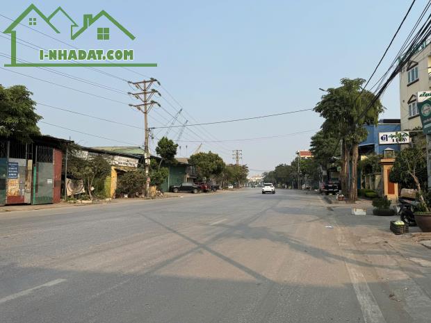 Bán lô đất  mặt đường Hùng Vương, Quán Toan, giá chỉ 4,x tỷ  LH 0979087664