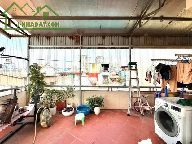 TRUNG TÂM ĐỐNG ĐA, 50M2 4 TẦNG GẦN Ô TÔ 12,5 TỶ - 2