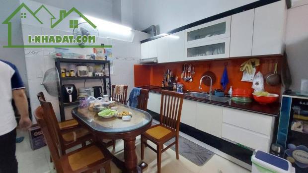 Bán nhà An Lạc, Sở Dầu, Hồng Bàng. 5tỷ , 2,5 tầng,82m. - 2