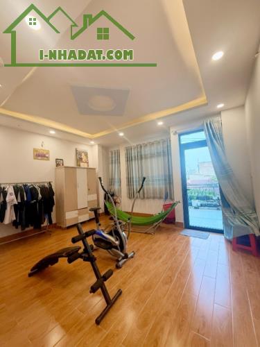 Kế bên Aeon Tân Phú- Tân Kỳ Tân Quý- DT 100m2 (55x20m)- Hẻm xe hơi đỗ cửa - 2