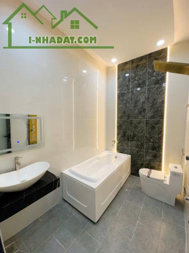 Bán  nhà 1T3L góc 2 MT, ngay KDC Hoàng Minh Chánh P.Hóa An, đường ô tô 8m thông thoáng - 5