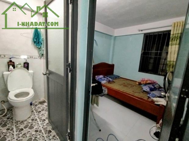 ► Nhà Ngay Cầu Rồng Ngô Quyền Võ Văn Kiệt 3.5 tầng cứng đẹp, 4PN, 3.1 tỷ - 2