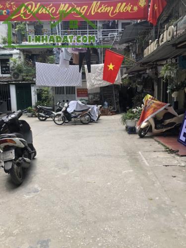 Nhỉnh 1,2 tỷ, 40 m2, tập thể tầng 1, gần ĐH Thương Mại, Hồ Tùng Mậu, Mai Dịch, Cầu Giấy - 2