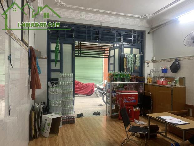 Nhà Hẻm xe hơi Quận 10 - Cách Mạng Tháng Tám - Vị trí đẹp, giá tốt