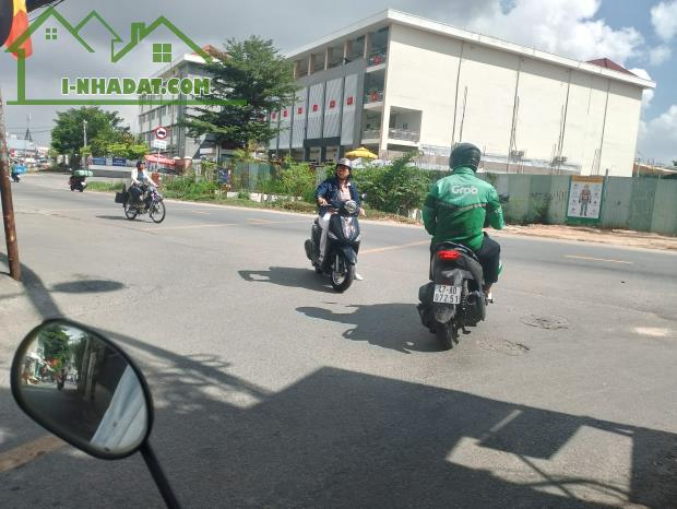 Bán nhà 2 tầng đúc, 121m², hẻm ô tô Lã Xuân Oai – Thủ Đức – chỉ 6.5 tỷ - 4