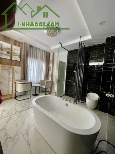 BÁN NHÀ KHU VIP PHAN XÍCH LONG- LÔ GÓC- NHÀ MỚI ĐẸP- PHONG CÁCH HIỆN ĐẠI - 4