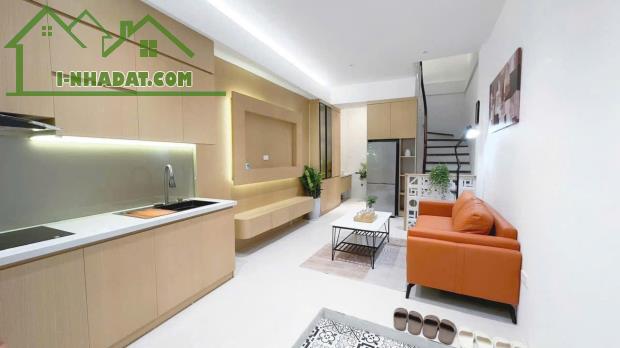 Nhà Mới Đẹp Khương Đình Full Nội Thất Ngõ Rộng DT 32m2 5 tầng MT 3.8m Giá 6.8 tỷ