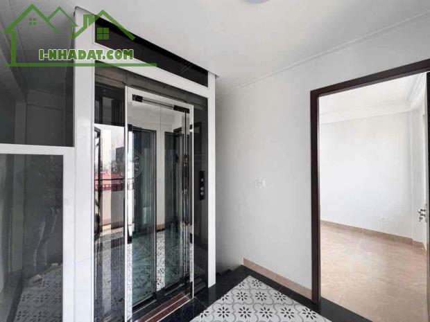 BIỆT THỰ MINI NGUYỄN TRÃI 49m2, 4 TẦNG GIÁ 9.6 TỶ GẦN ROYAL CITY - 1