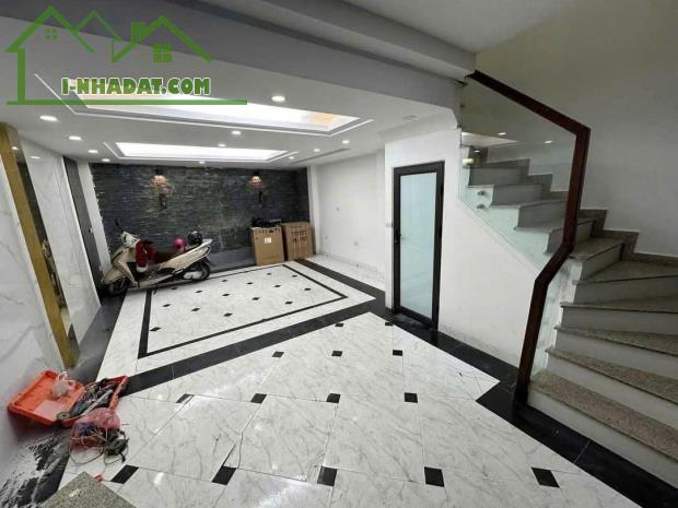 CCMN KHƯƠNG TRUNG - 8 PHÒNG FULL NỘI THẤT - DT 45TR/TH DT 43m2 Giá 10.7 tỷ - 1